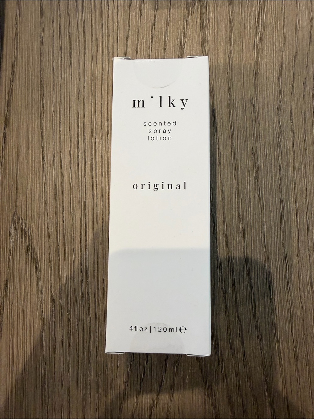m*lky Original Scented Spray Lotion — White